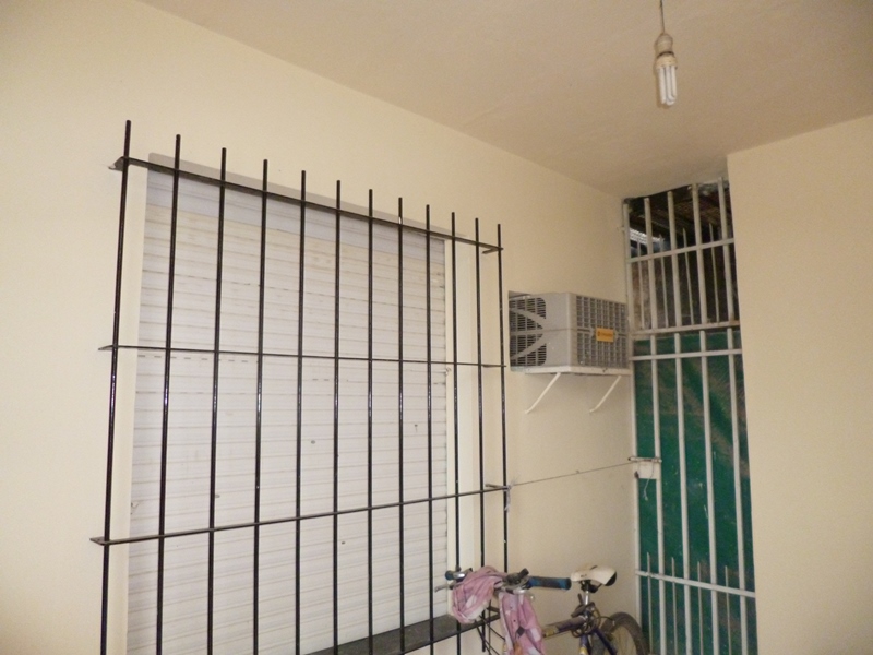 IMPORTANTE PROPIEDAD CUENTA CON CASA PRINCIPAL, UN LOCAL COMERCIAL Y UN DEPARTAMENTO. — foto 4