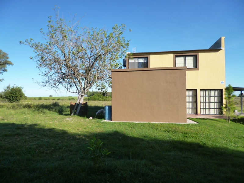 EXCELENTE PROPIEDAD EN COLONIA ELIA — foto 3