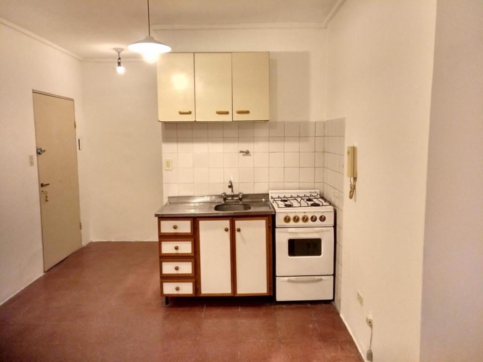 MONOAMBIENTE APTO PROFESIONAL — foto 7