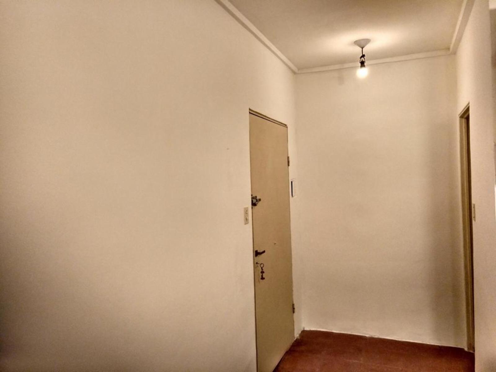 MONOAMBIENTE APTO PROFESIONAL — foto 8