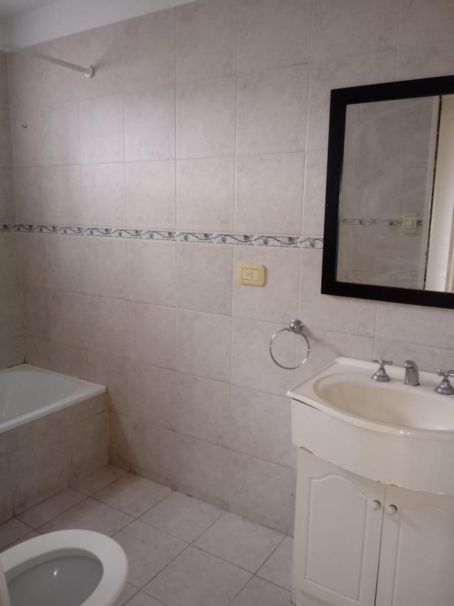 DEPARTAMENTO 3 AMBIENTES B° PINAR DE WILDE — foto 10