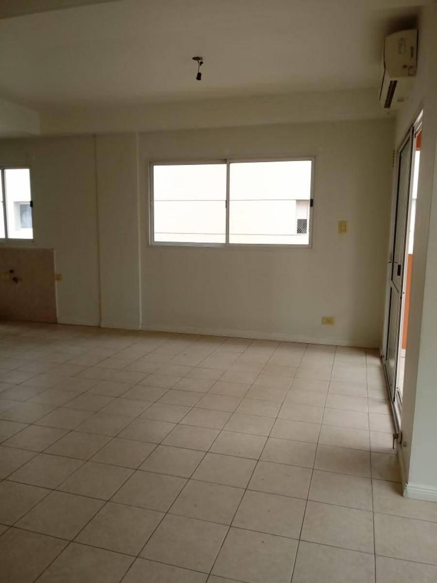 DEPARTAMENTO 3 AMBIENTES B° PINAR DE WILDE — foto 14