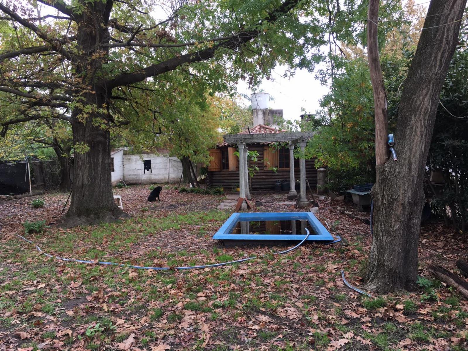 VENTA - PARQUE LELOIR - TERRENO CON QUINCHO DE TRONCO - PISCINA - SOBRE LOTE DE 15 x 34 APROX. — foto 3