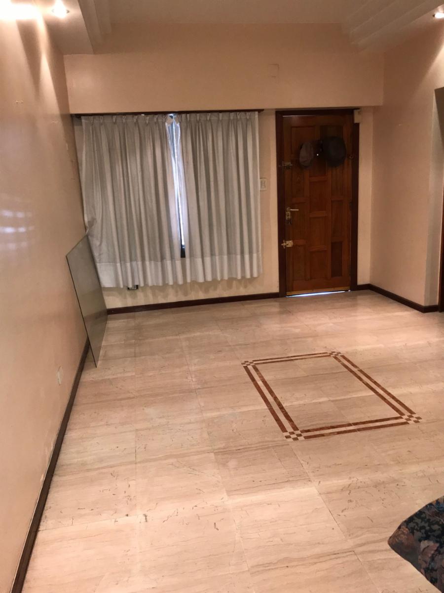 VENTA - CIUDAD EVITA - CASA DE 7 AMBIENTES EN DOS PLANTAS - CONSTRUIDA SOBRE LOTE EN ESQUINA - APTA CREDITO BANCARIO — foto 6