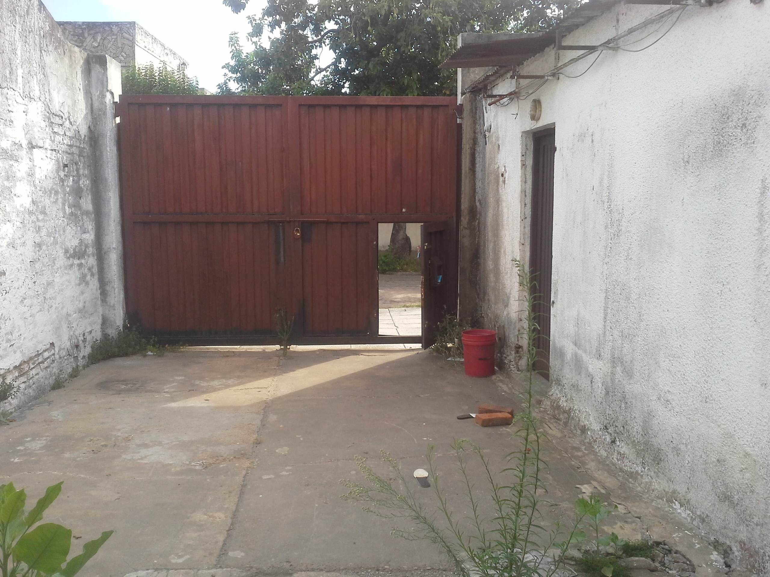 ALQUILER - GALPON 130m2 - MAS VIVIENDA U OFICINA - 5