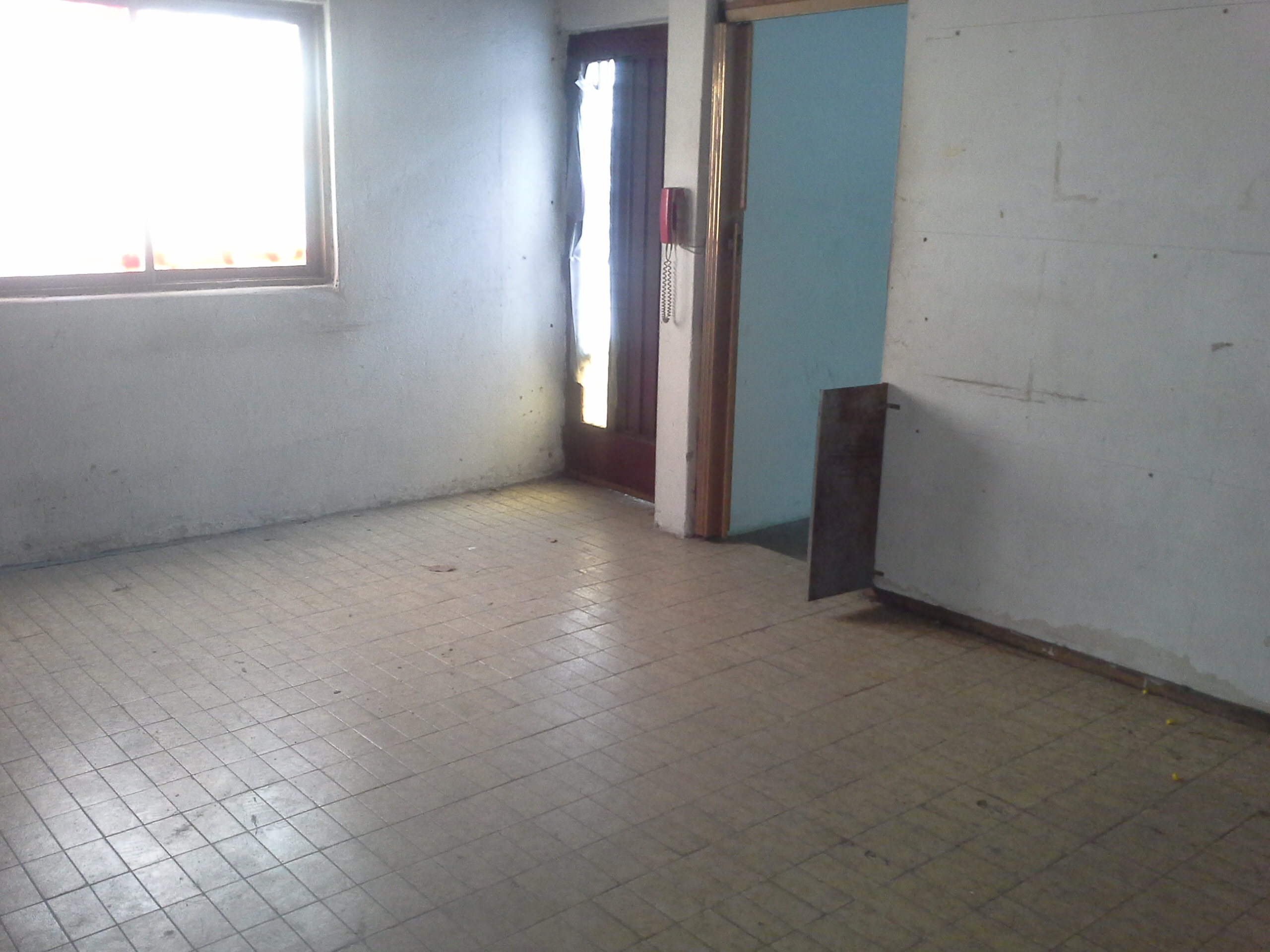 ALQUILER - GALPON 130m2 - MAS VIVIENDA U OFICINA - 6