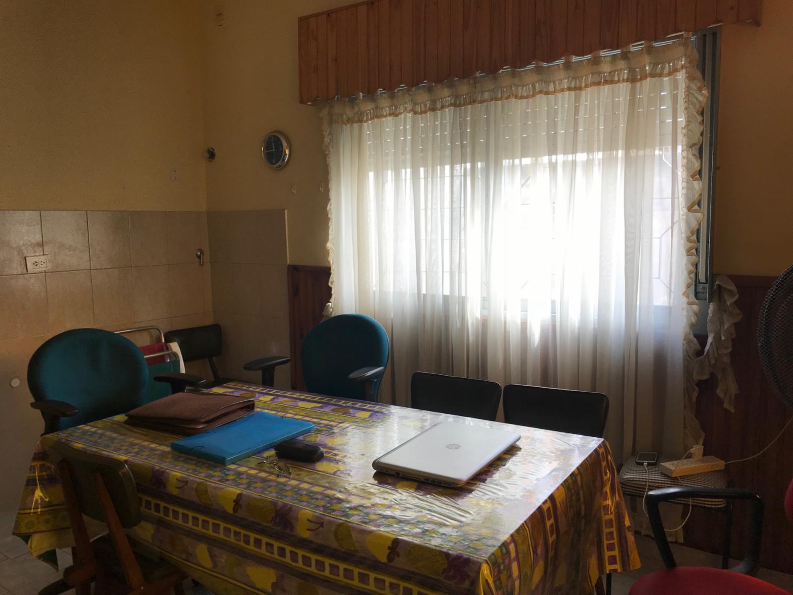 VENTA - LA TABLADA - PH 2 AMBIENTES AL FRENTE CON GARAJE y TERRAZA - APTO CREDITO BANCARIO — foto 3