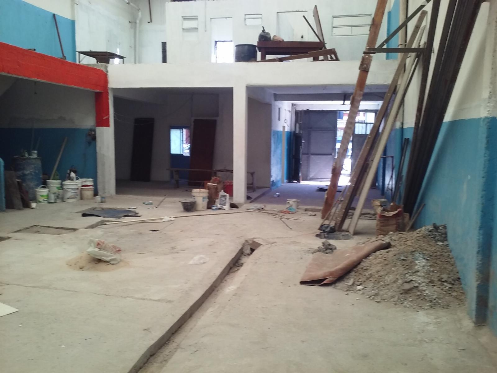 VENTA - LA TABLADA - GALPON 360 M2 - ZONA M.I. - CON INSTALACIONES PARA LAVADERO INDUSTRIAL - GAS INDUSTRIAL - CON RENTA — foto 2