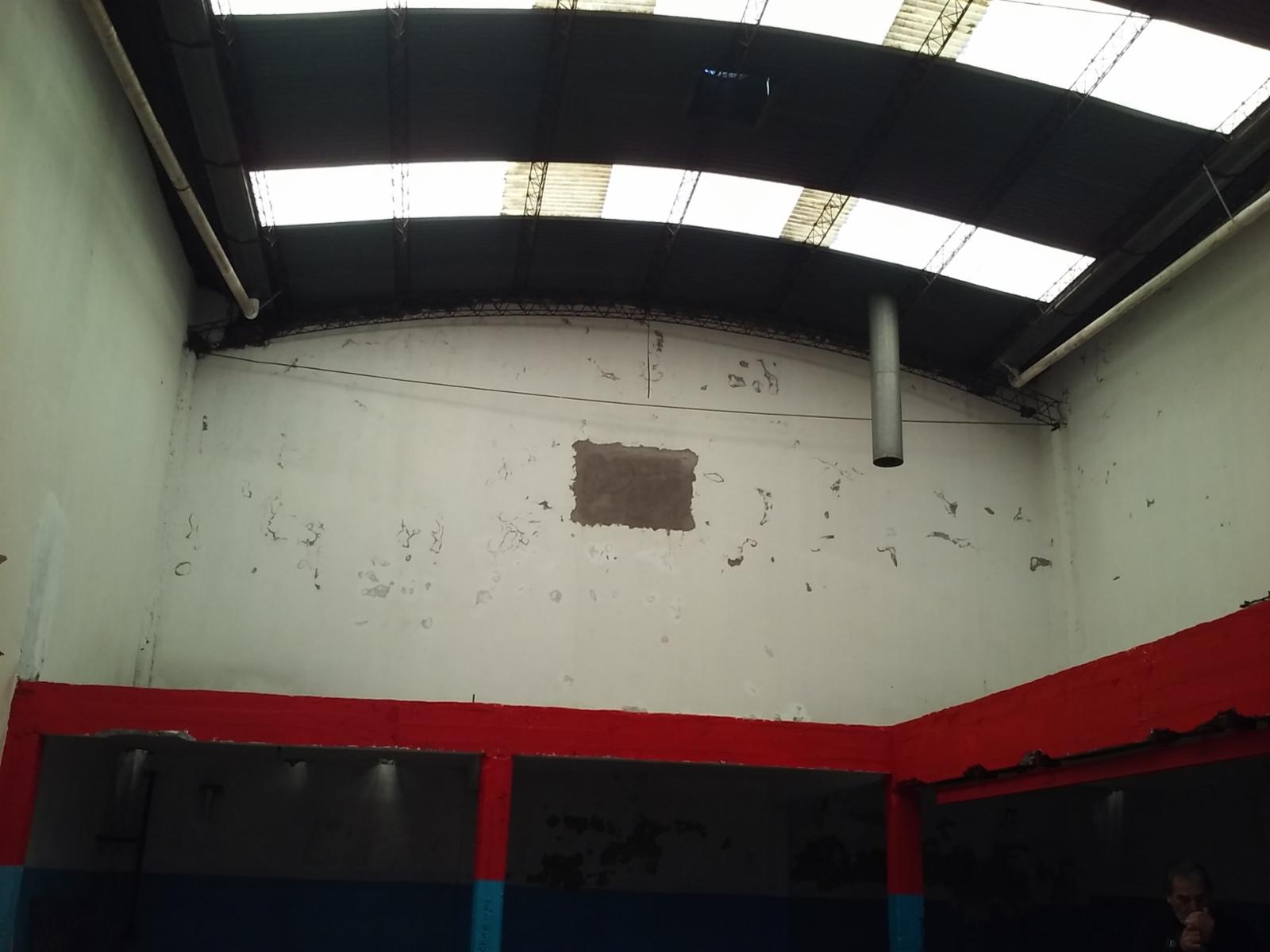 VENTA - LA TABLADA - GALPON 360 M2 - ZONA M.I. - CON INSTALACIONES PARA LAVADERO INDUSTRIAL - GAS INDUSTRIAL - CON RENTA — foto 4