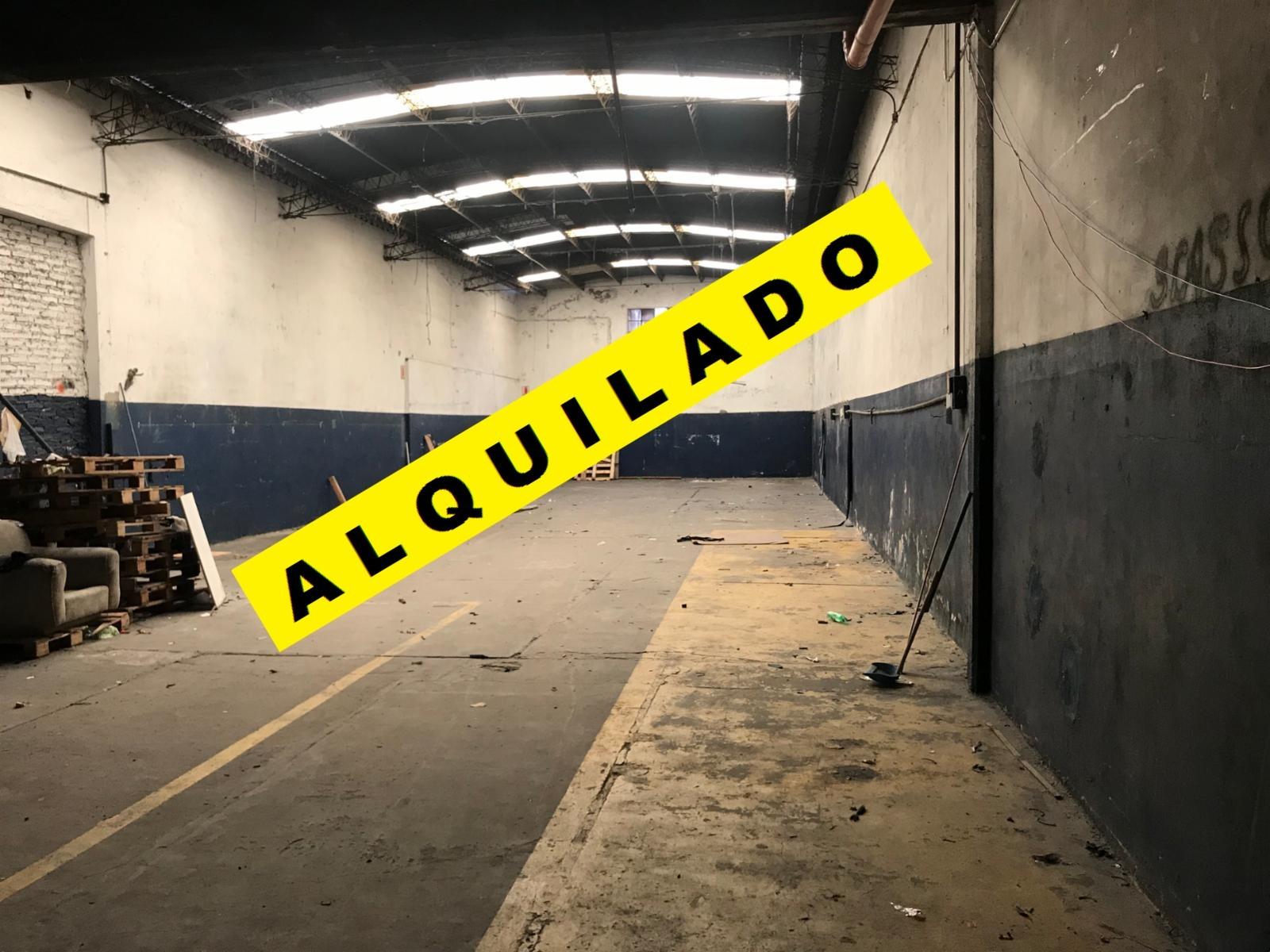 ALQUILER - RAMOS MEJIA - GALPON 280 m2 CON o SIN VIVIENDA - UNA PLANTA - 4