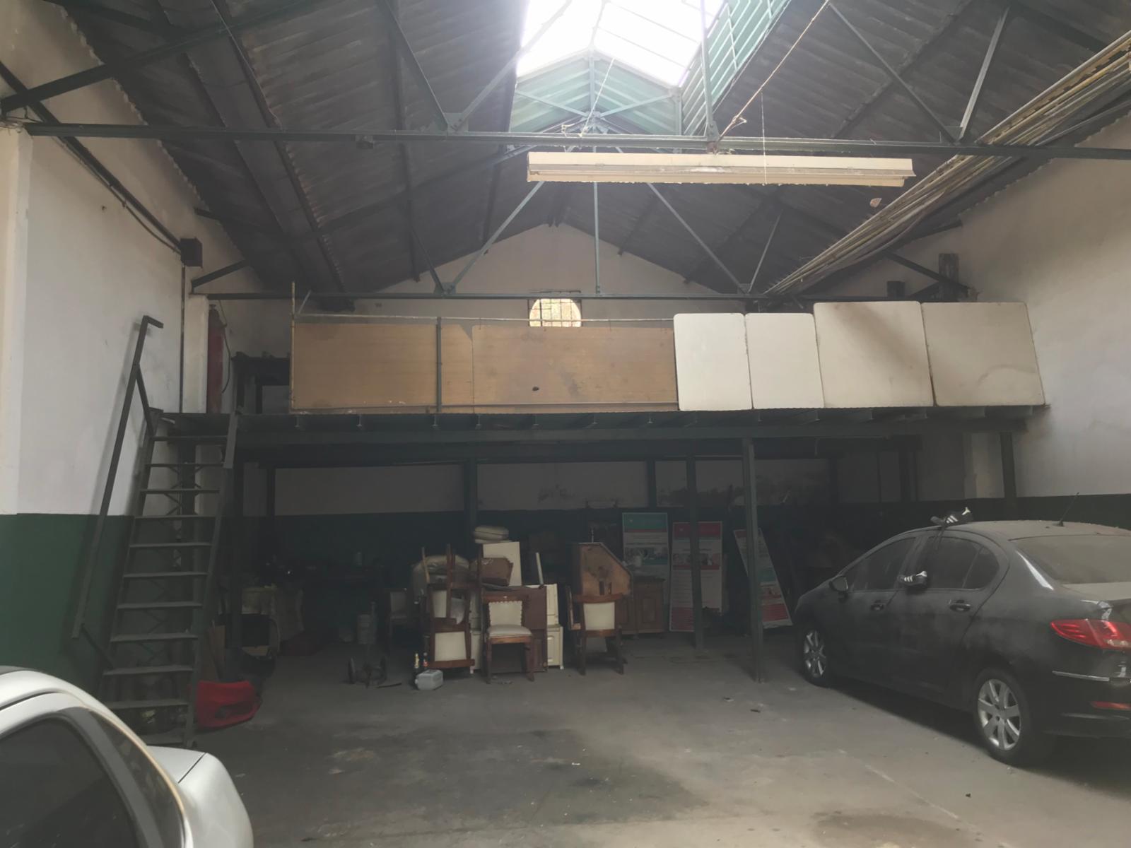 ALQUILER - VILLA SOLDATI - GALPON 670M2 Aprox. - CON OFICINA - 3
