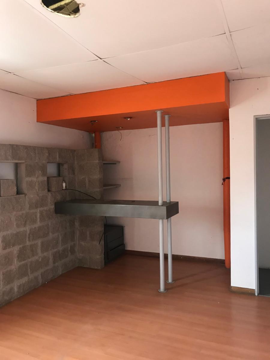 ALQUILER - LOMAS DEL MIRADOR - GALPON CON OFICINAS - UN PLANTA - 10
