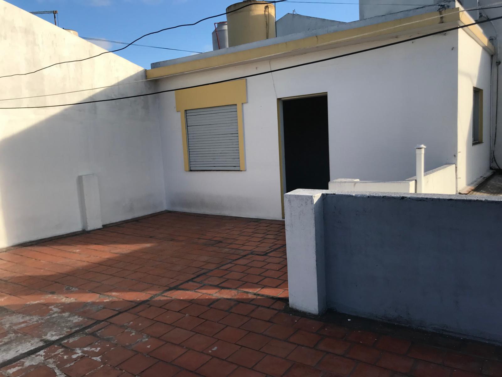 VENTA - LA TABLADA - PH 3 AMBIENTES CON TERRAZA Y COCHERA — foto 5