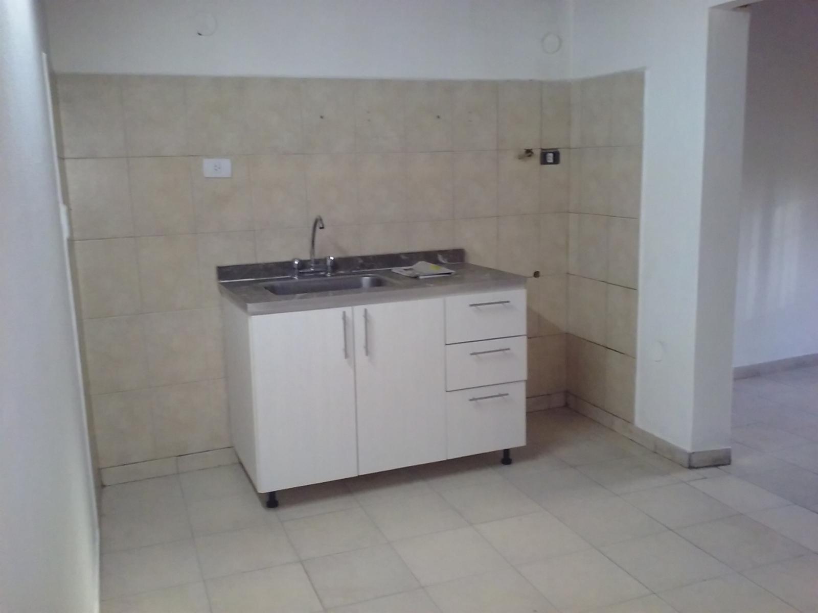 VENTA - LOMAS DEL MIRADOR - PH 5 AMBIENTES AL FRENTE - CON RENTA — foto 2