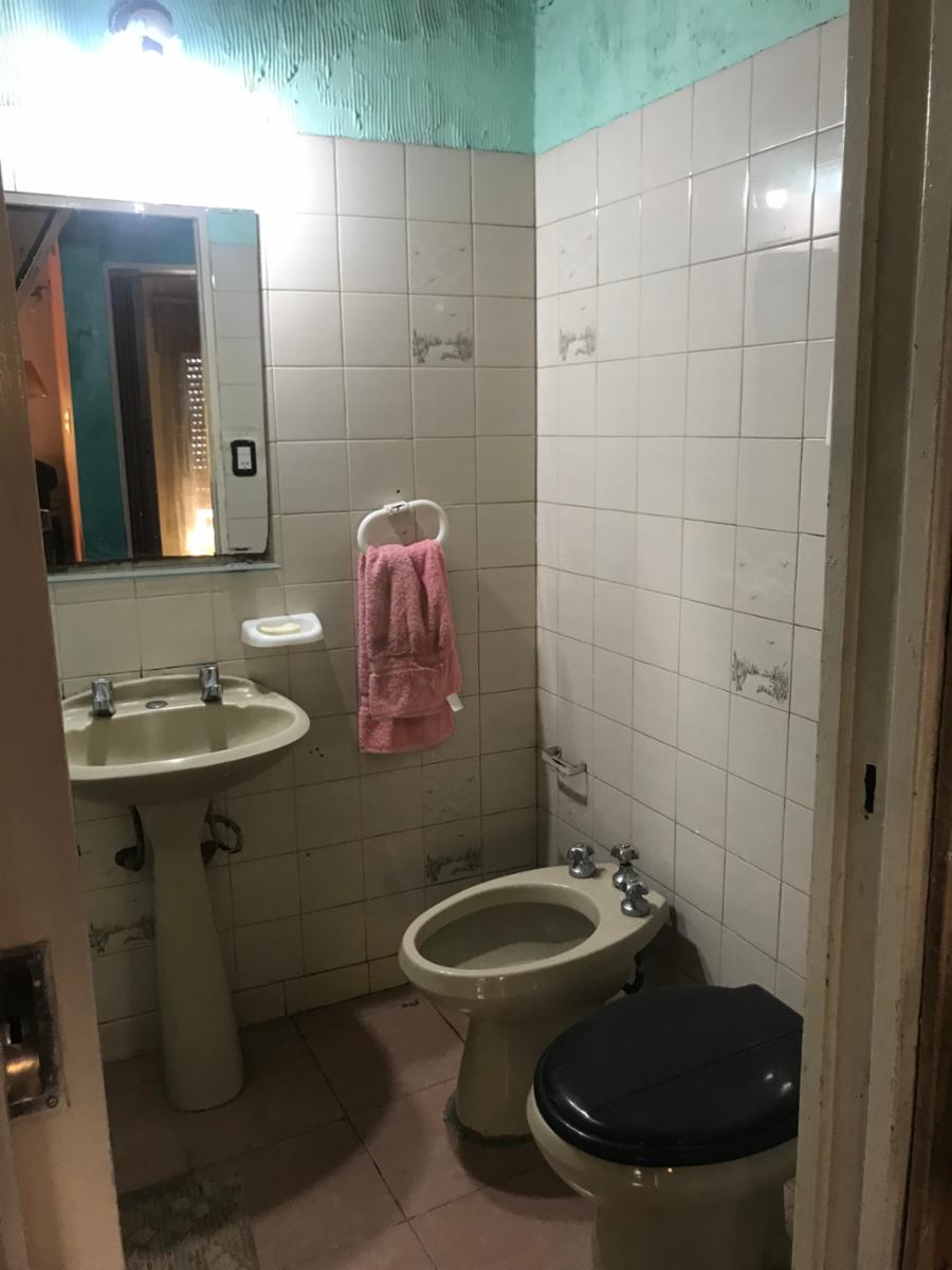 VENTA - LA TABLADA - GALPON CON VIVIENDA - ZONIFICACION: M.I. - sobre lote de 10.00 x 21.00 - SE ACEPTA DEPARTAMENTO O PH DE MENOR VALOR — foto 3