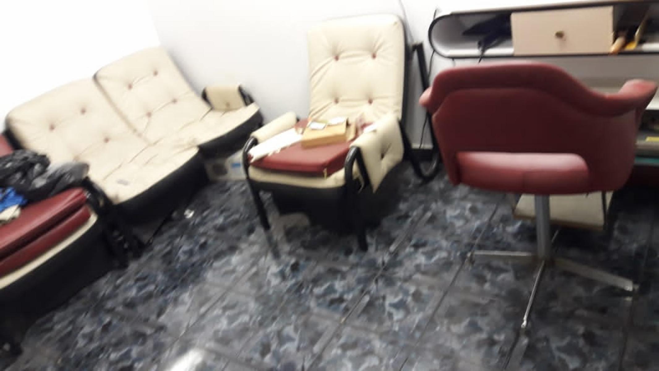 ALQUILER - VILLA MADERO - LOCAL COMERCIAL - EX PELUQUERIA - SOBRE AVENIDA CROVARA - 4