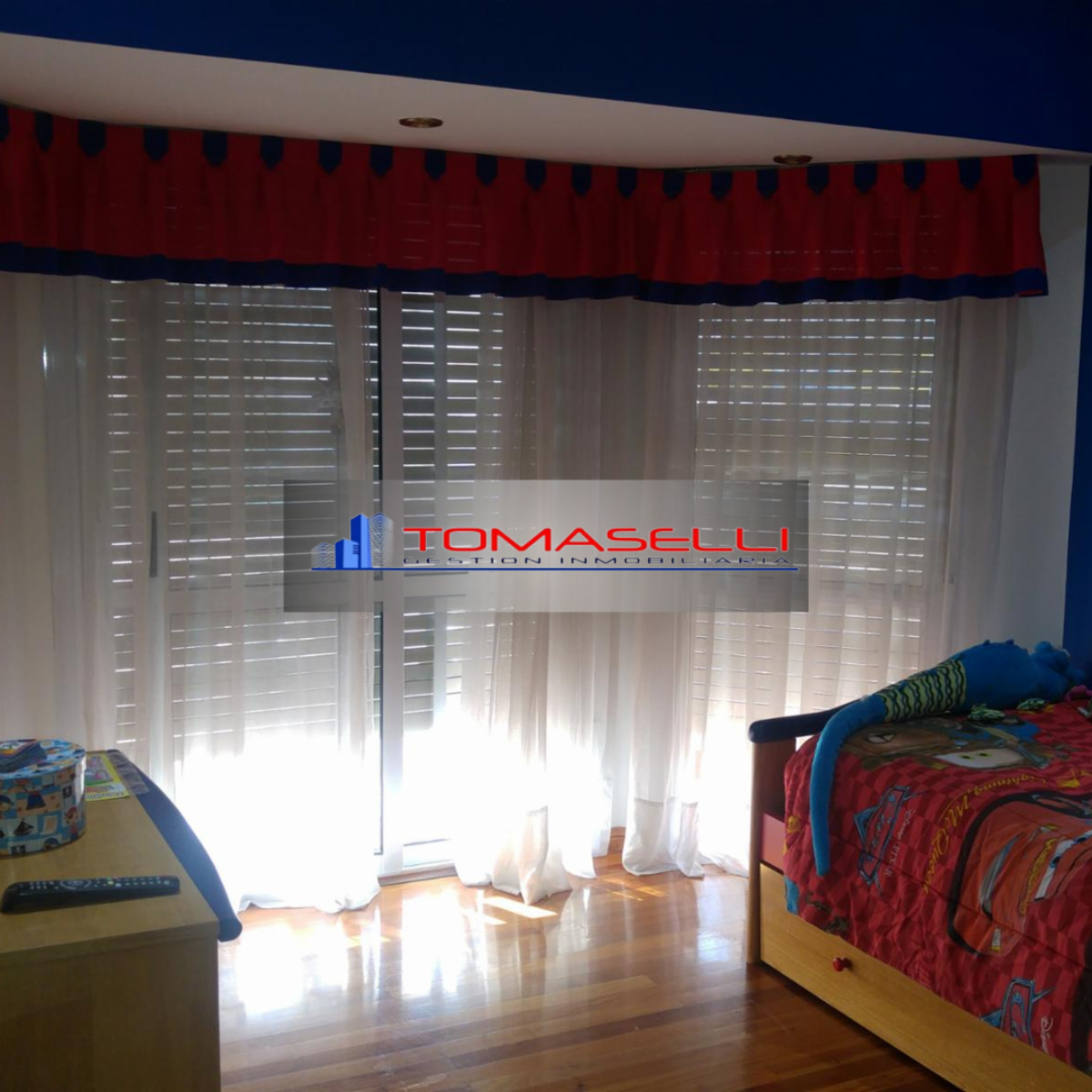 VENTA - TAPIALES - EXCELENTE CASA 7 AMBIENTES - DETALLES DE CATEGORIA - SE TOMARIA DEPTO. EN PARTE DE PAGO — foto 9