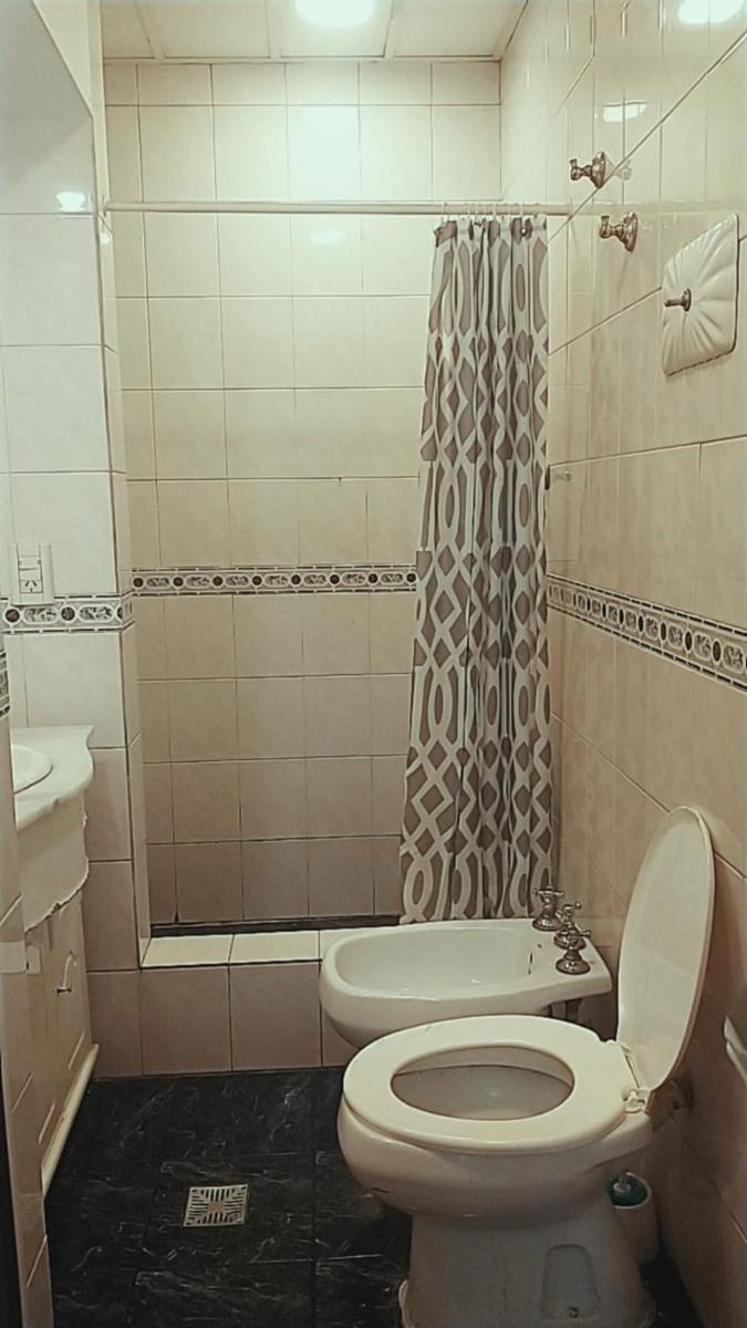 VENTA - LINDA CASA 4 AMBIENTES EN ESQUINA - CON TERRAZA, QUINCHO y GARAJE — foto 7