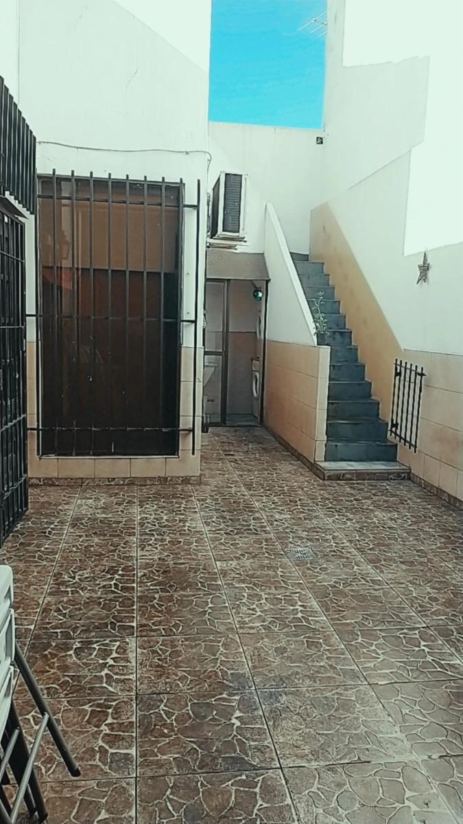 VENTA - LINDA CASA 4 AMBIENTES EN ESQUINA - CON TERRAZA, QUINCHO y GARAJE — foto 12