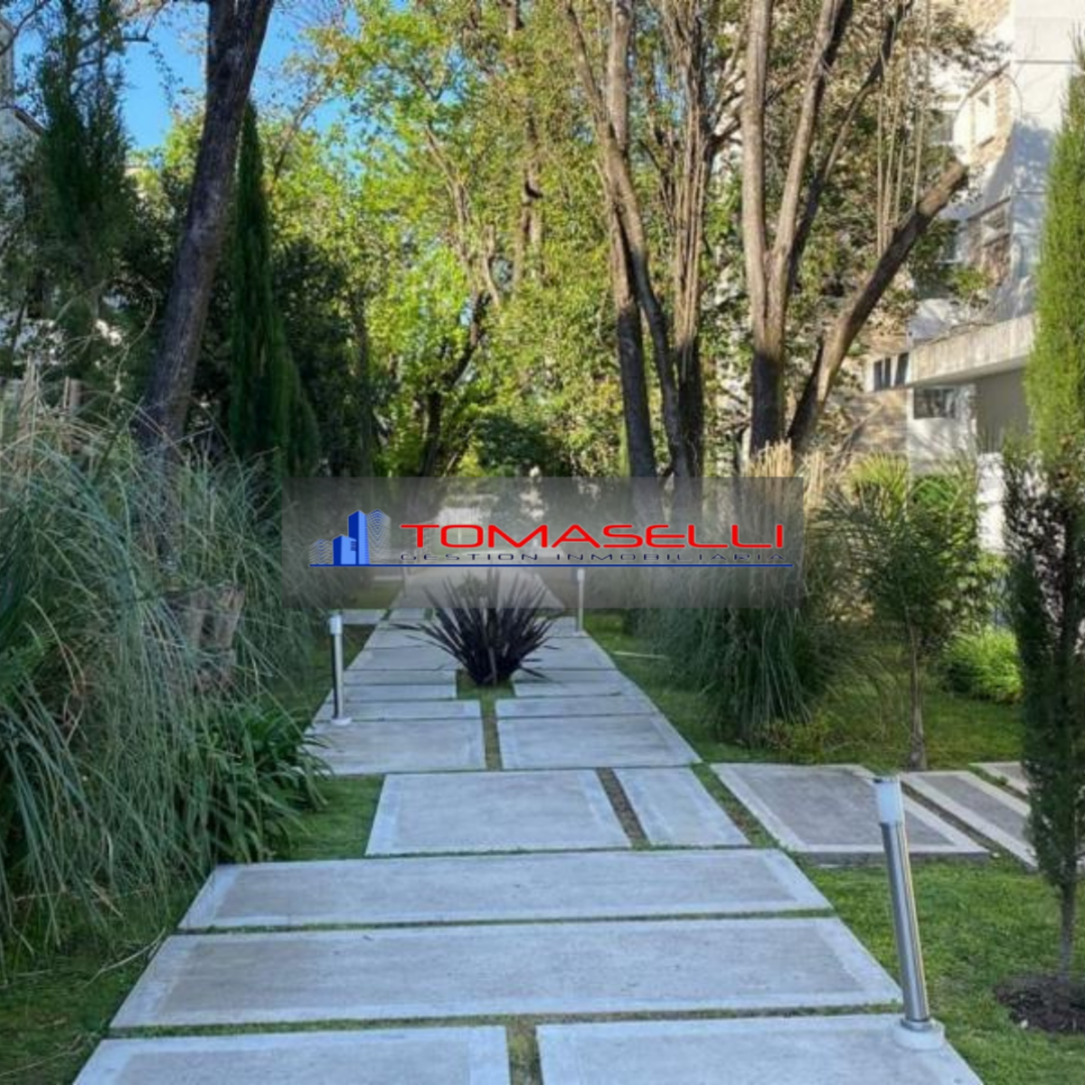 VENTA - CANNING - CONDOMINIO MAIN PARK - DEPARTAMENTO 2 AMBIENTES - BALCON ATERRAZADO CON YACUZZI y PARRILLA - ESTACIONAMIENTO CUBIERTO — foto 2