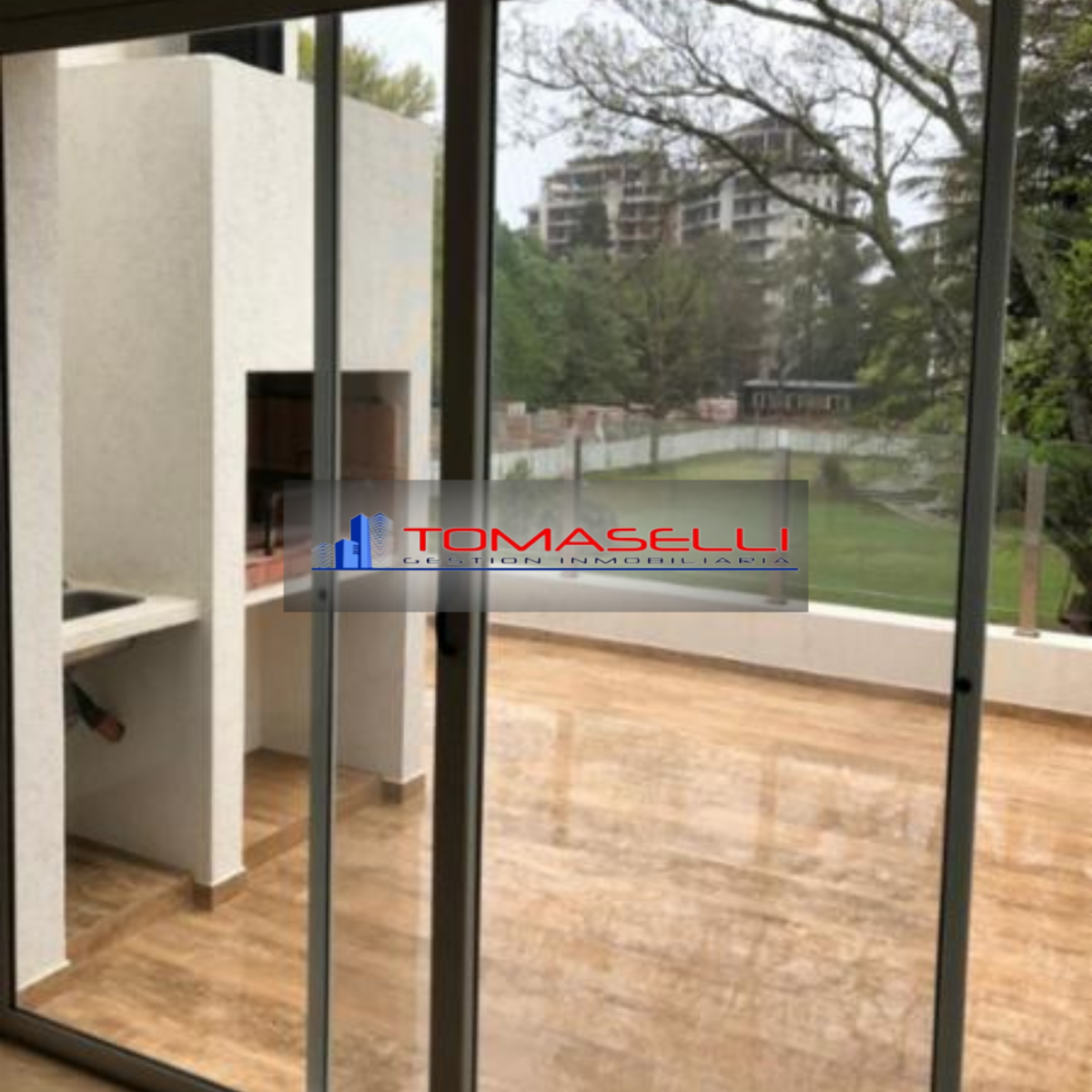 VENTA - CANNING - CONDOMINIO MAIN PARK - DEPARTAMENTO 2 AMBIENTES - BALCON ATERRAZADO CON YACUZZI y PARRILLA - ESTACIONAMIENTO CUBIERTO — foto 6