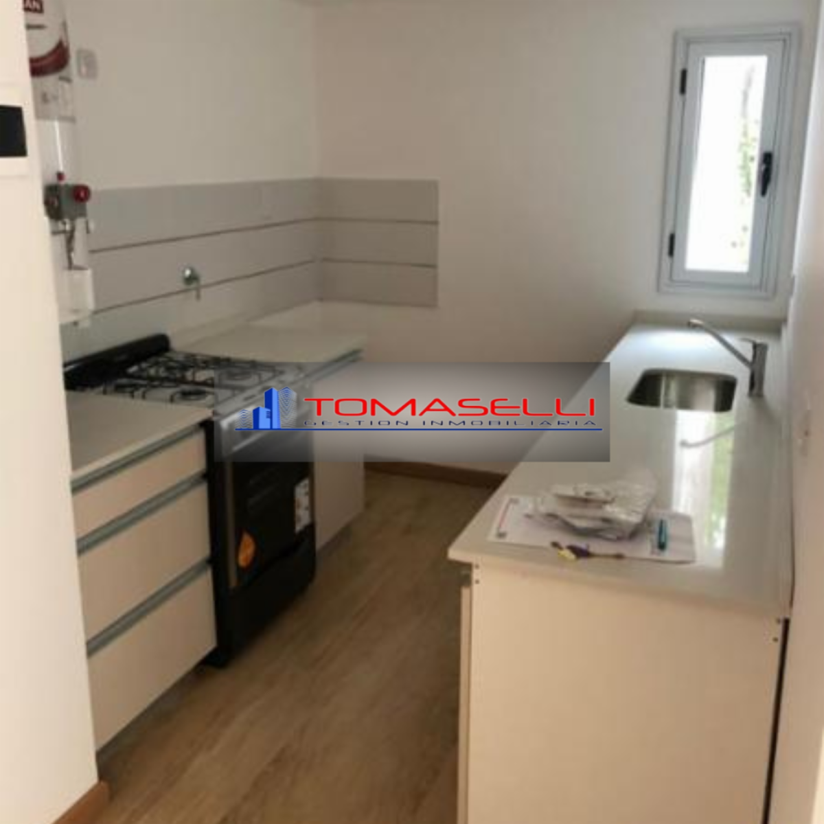 VENTA - CANNING - CONDOMINIO MAIN PARK - DEPARTAMENTO 2 AMBIENTES - BALCON ATERRAZADO CON YACUZZI y PARRILLA - ESTACIONAMIENTO CUBIERTO — foto 8