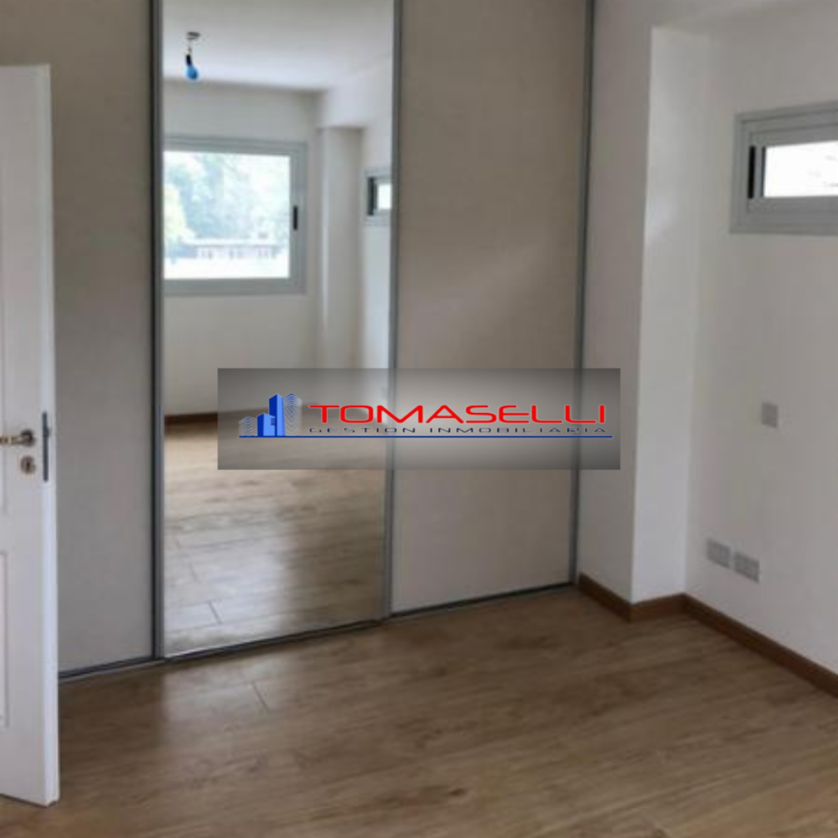 VENTA - CANNING - CONDOMINIO MAIN PARK - DEPARTAMENTO 2 AMBIENTES - BALCON ATERRAZADO CON YACUZZI y PARRILLA - ESTACIONAMIENTO CUBIERTO — foto 9