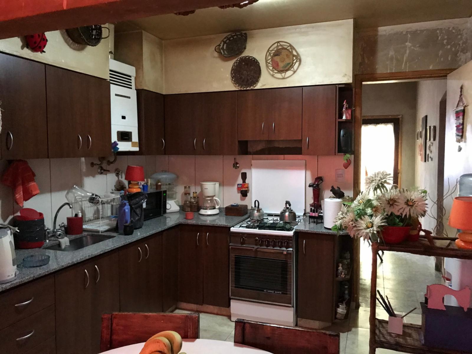 VENTA - VILLA MADERO - CASA MULTIFAMILIAR - FRENTE DEPARTAMENTO 3 AMBIENTES - FONDO DEPARTAMENTO 2 AMBIENTES - SOBRE LOTE DE 8.66 x 34,64 APROX — foto 2
