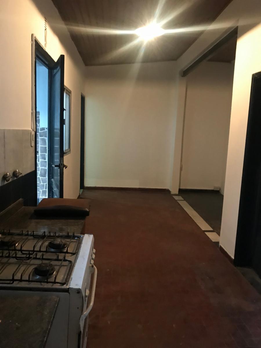 ALQUILER - PH 3 AMBIENTES CON PATIO - VILLA MADERO - 6