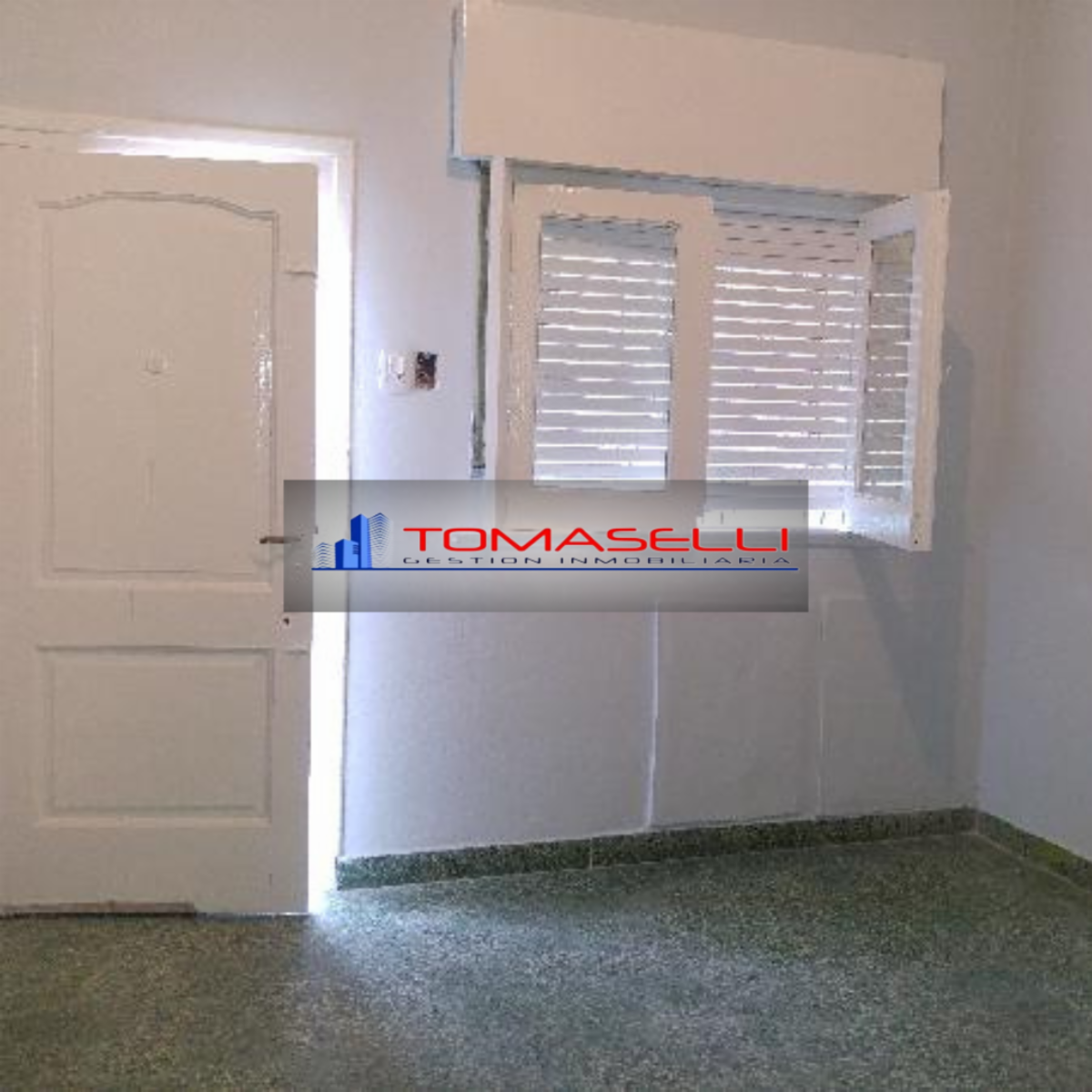 VENTA CON FINANCIACION - PH 3 AMBIENTES CON PATIO AL FRENTE - VILLA MADERO — foto 2