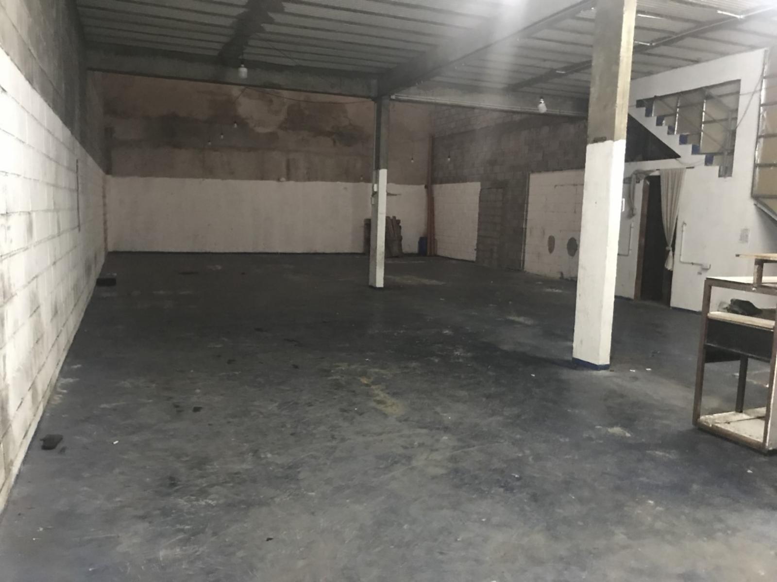 ALQUILER - LA TABLADA - GALPON 320 m2 - ZONIFICACION M.I. - 11