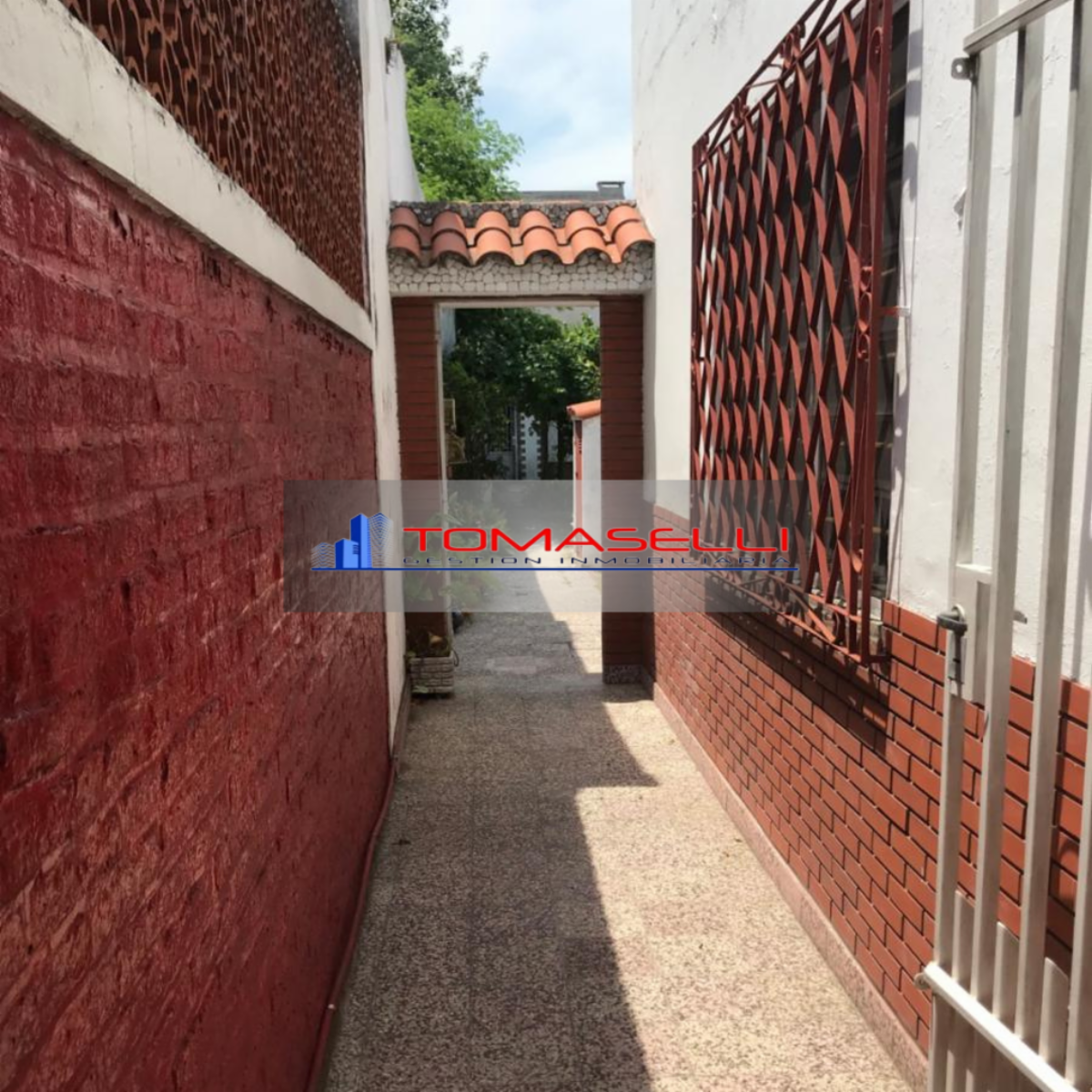 OPORTUNIDAD - CASA - VENTA - SOBRE LOTE DE 43 METROS