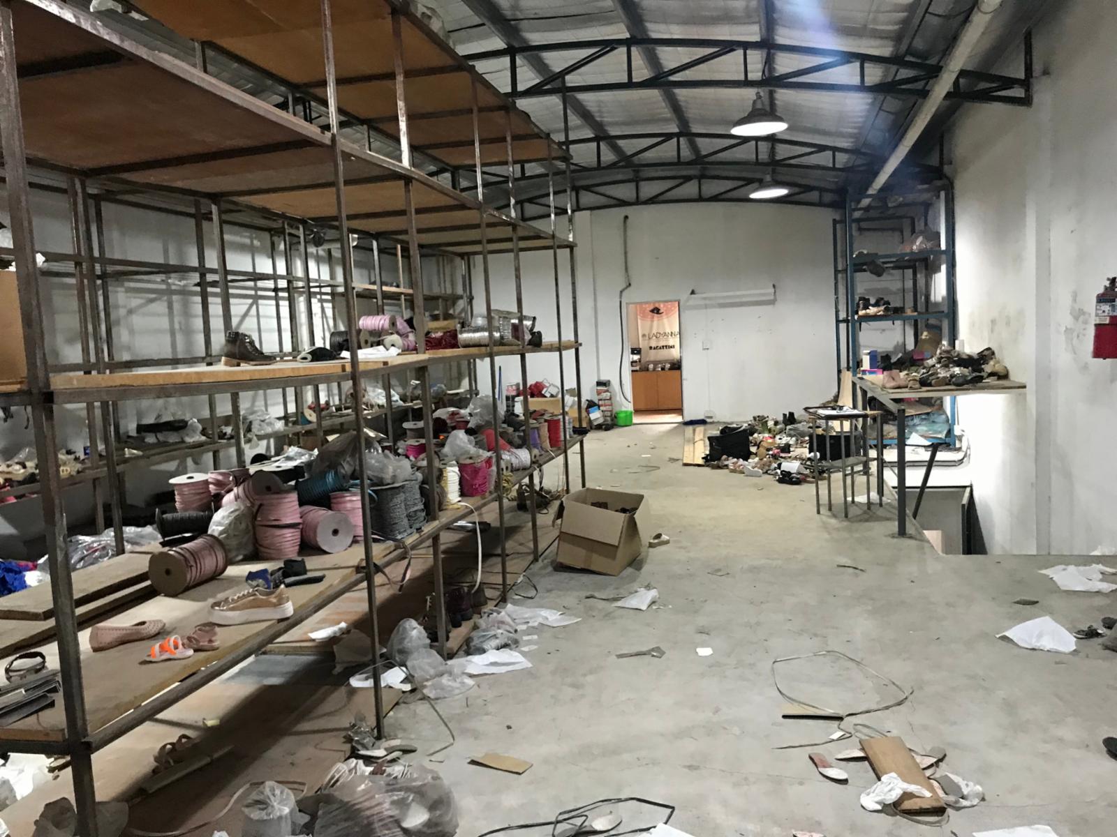 GALPÓN 650 m2 - ZONA INDUSTRIAL - IDEAL FABRICA DE CALZADOS - 2