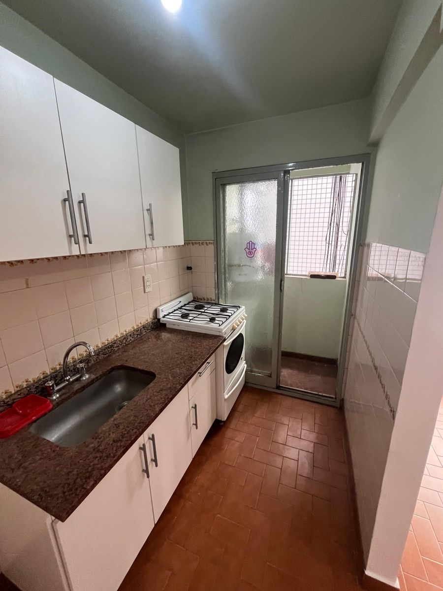 ALQUILER - APTO PROFESIONAL - DEPARTAMENTO 2 AMBIENTES CON BALCON y LAVADERO - 5