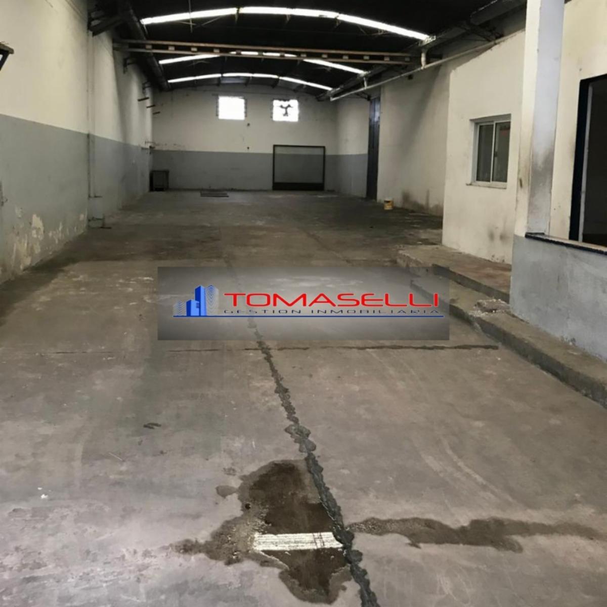 VENTA - VILLA MADERO - GALPON 350 m2 APROX. - CON DOS OFICINAS y DOS BAÑOS — foto 3