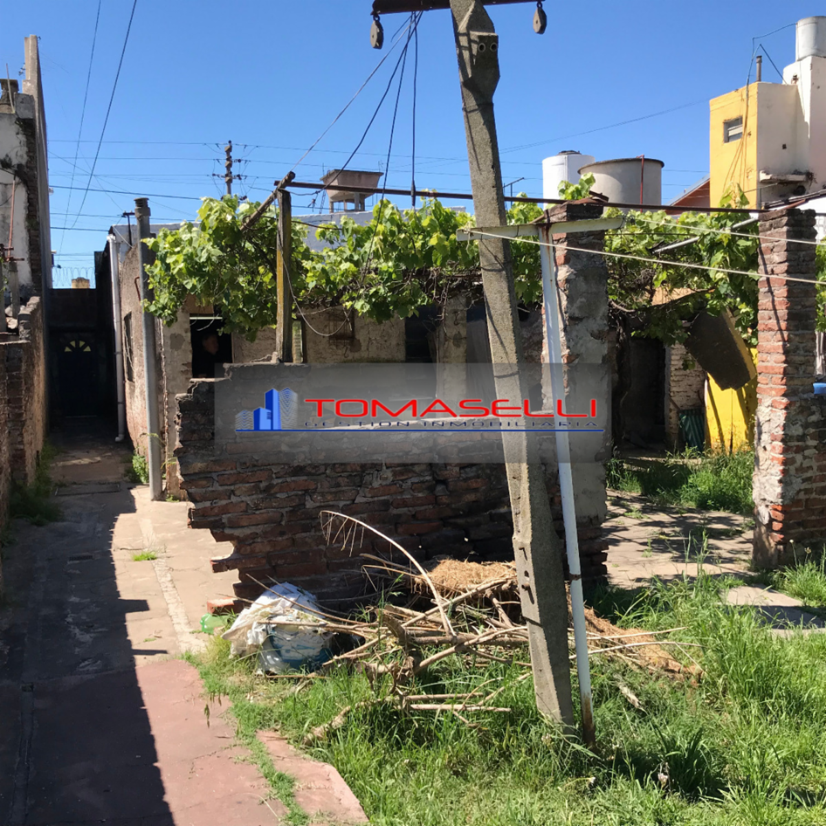 VENTA - VILLA MADERO - CASA AL FRENTE A REFACCIONAR - SOBRE LOTE DE 7.06m x 34.93m — foto 4