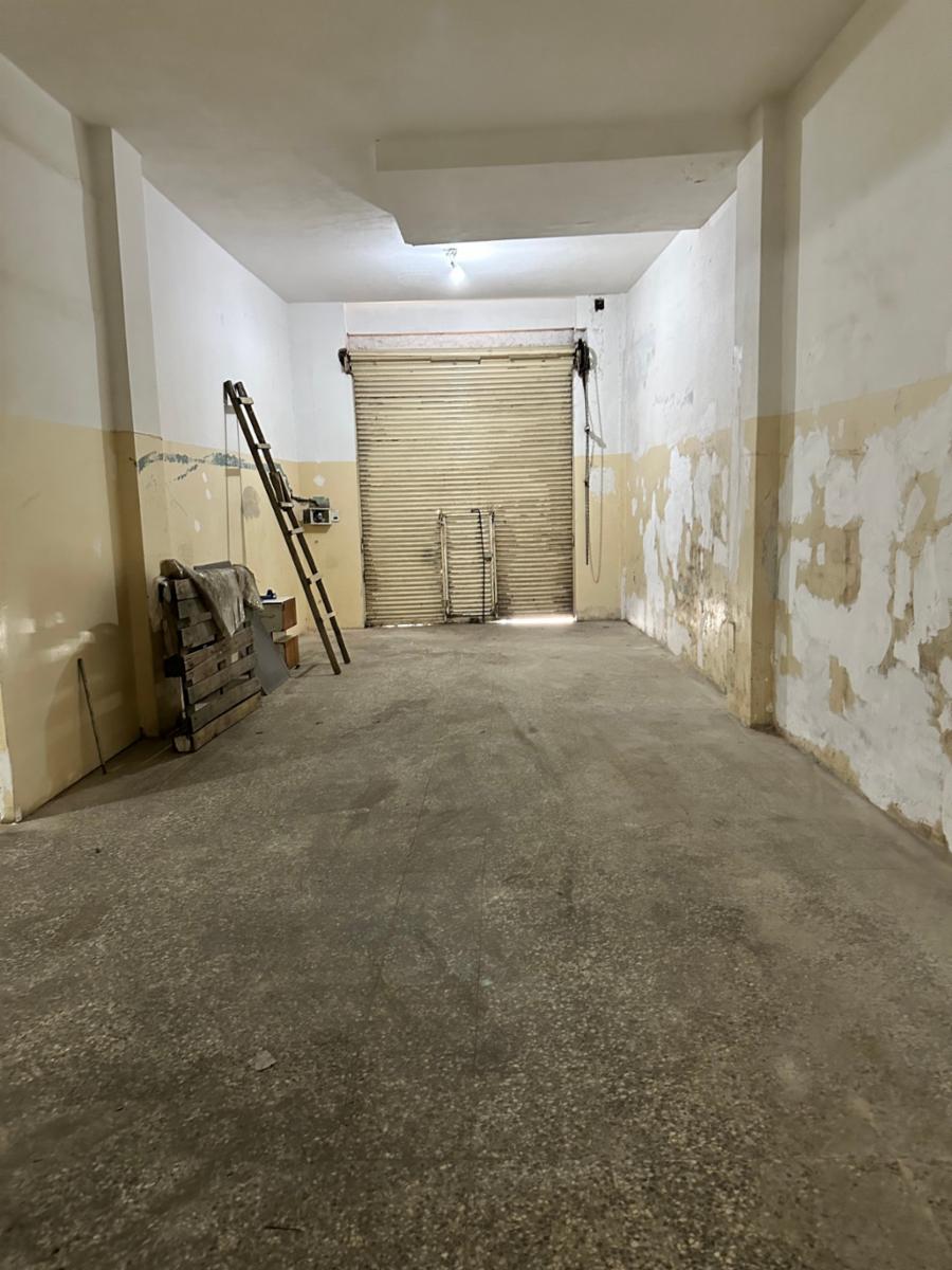 ALQUILER - LA TABLADA - GALPON 130 M2 CON OFICINA - 4