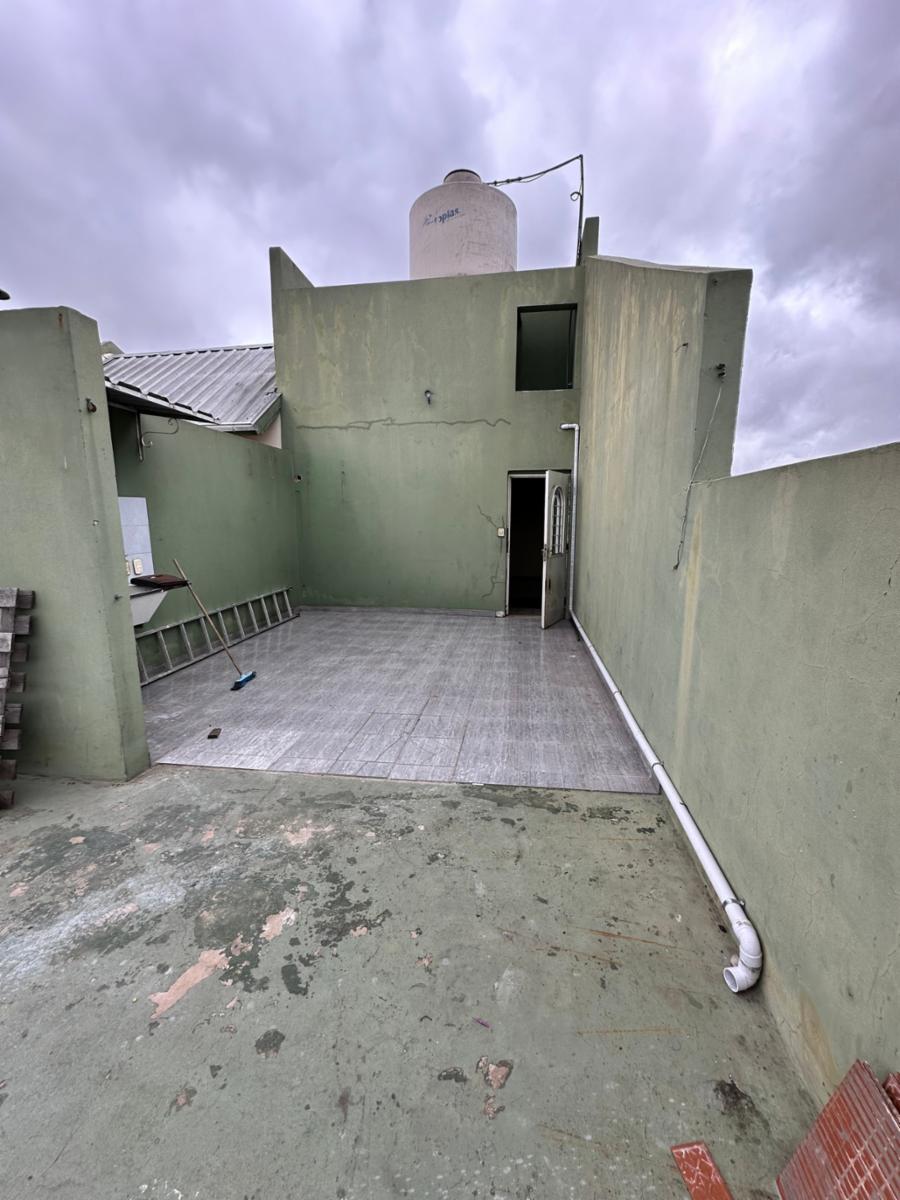 ALQUILER - DEPARTAMENTO 2 AMBIENTES - AL FRENTE CON BALCÓN Y PATIO - 14