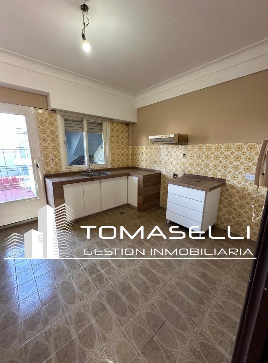 ALQUILER - CASA MAS GALPON - VILLA MADERO - 18