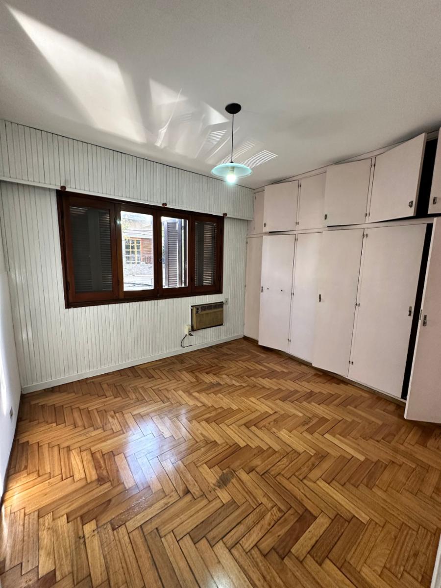 ALQUILER - DEPARTAMENTO 3 AMBIENTES CON BALCON -1 PISO POR ESCALERA - SIN EXPENSAS - SOBRE AVDA. CROVARA - 7