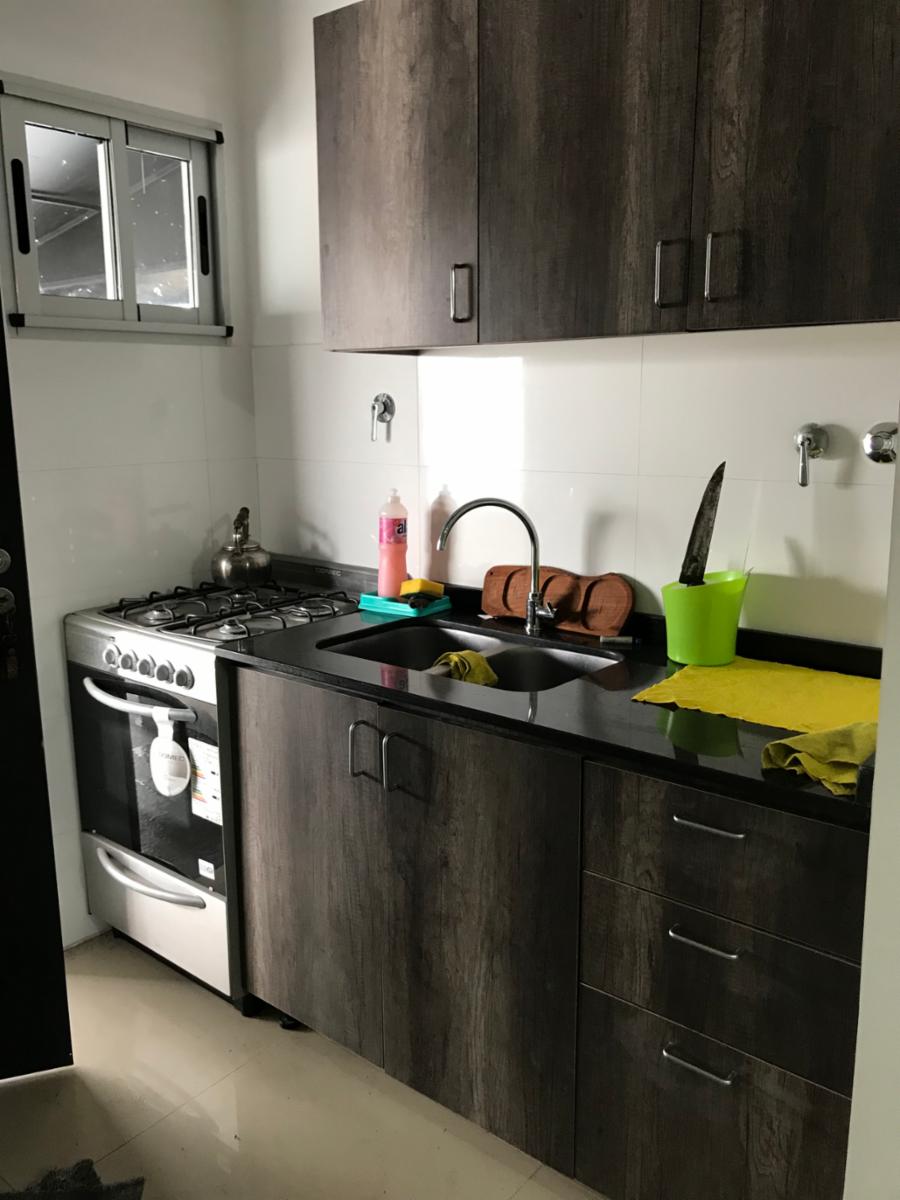 ALQUILER -DEPARTAMENTO 2 AMBIENTES CON PATIO y PARRILLA - LA TABLADA - 1