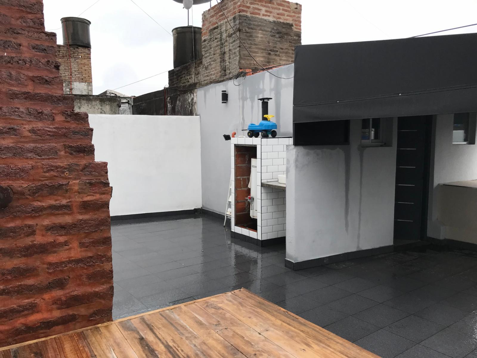 ALQUILER -DEPARTAMENTO 2 AMBIENTES CON PATIO y PARRILLA - LA TABLADA - 4
