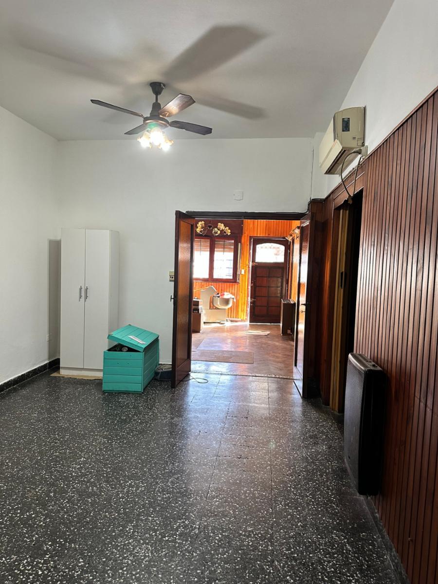 VENTA - CASA 4 AMBIENTES CON AMPLIO PARQUE - LOTE DE 375 m2 -VILLA MADERO — foto 10