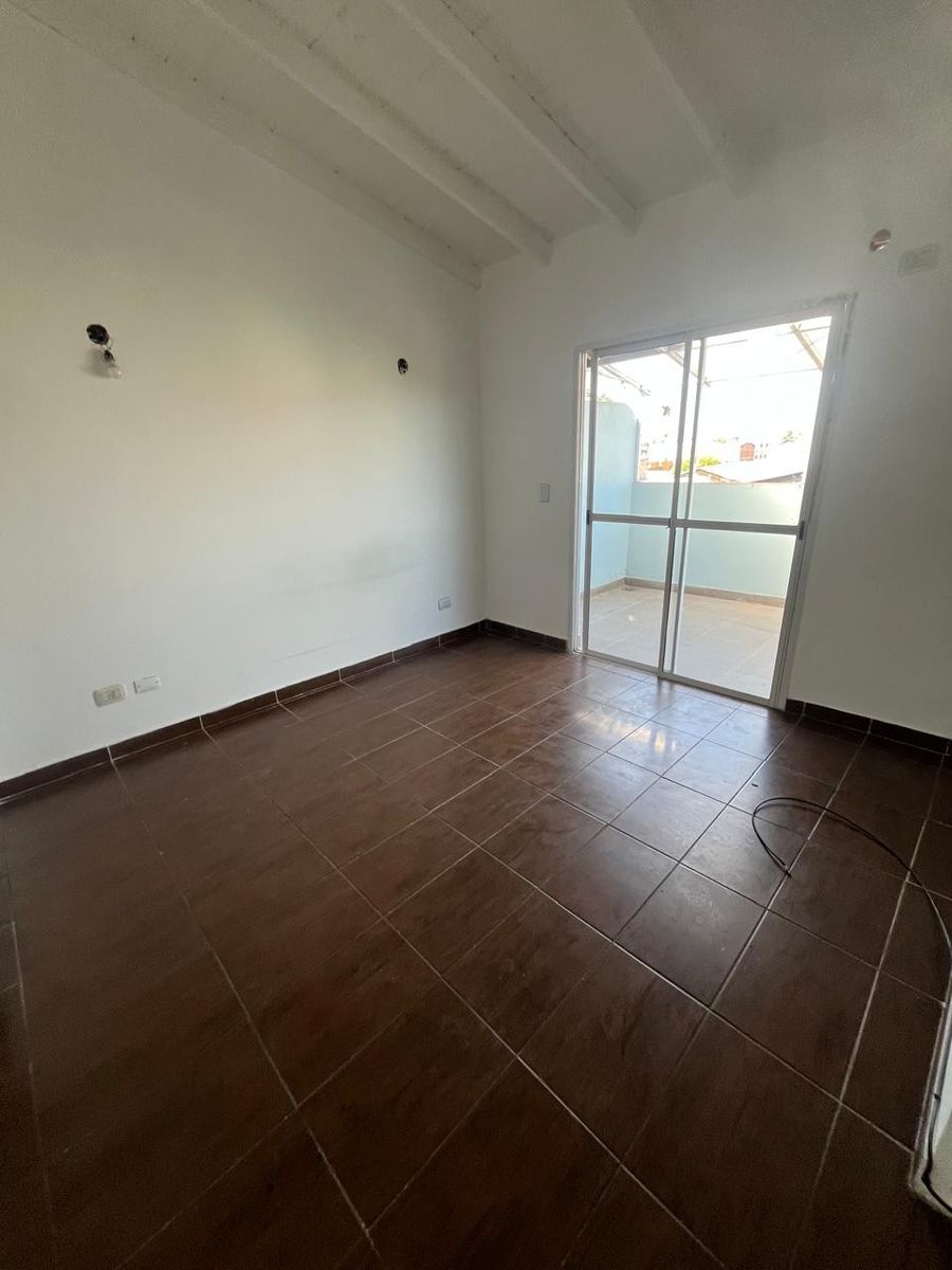 ALQUILER - DEPARTAMENTO 2 AMBIENTES EN DUPLEX CON PATIO - 6