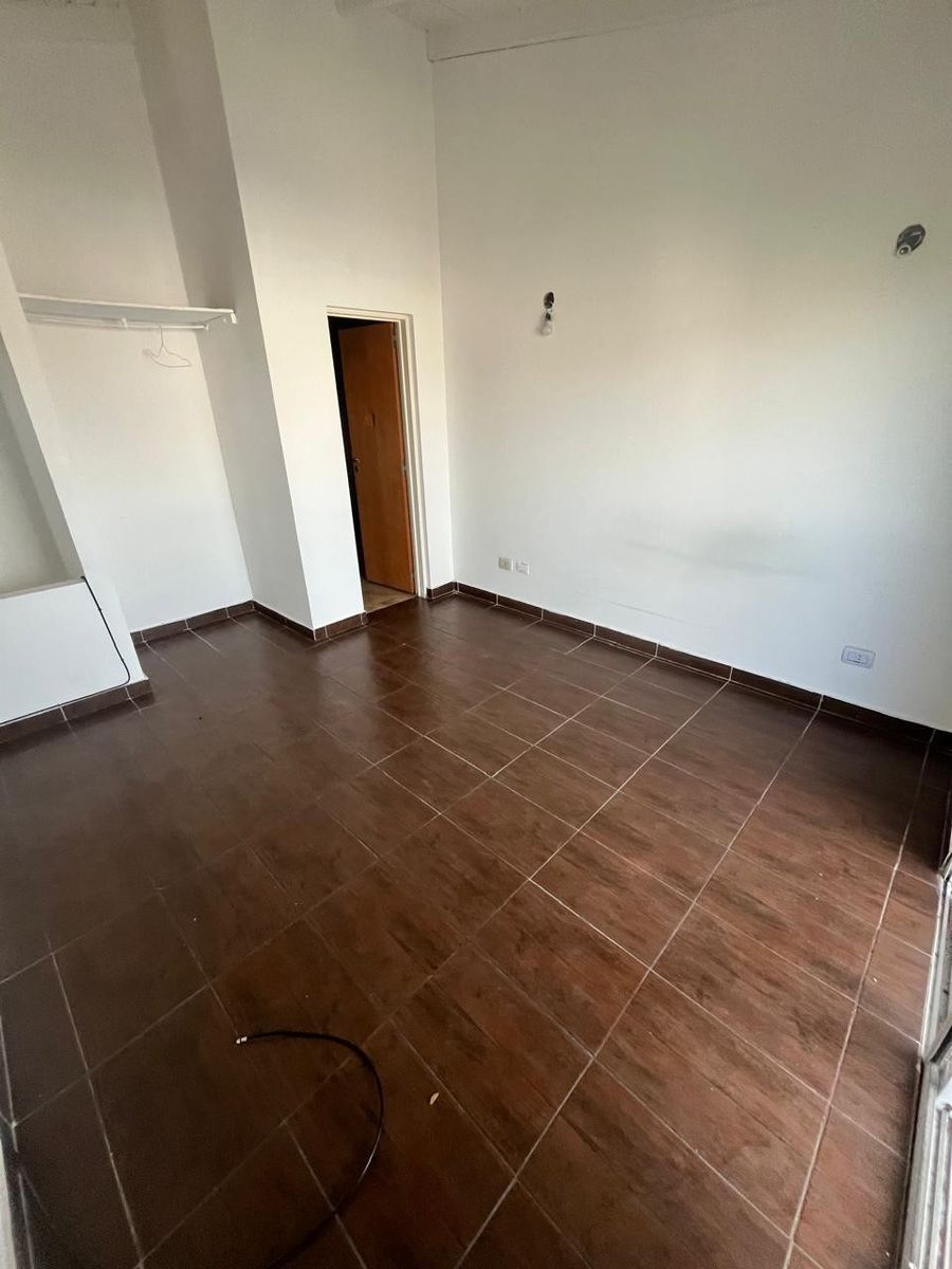 ALQUILER - DEPARTAMENTO 2 AMBIENTES EN DUPLEX CON PATIO - 7