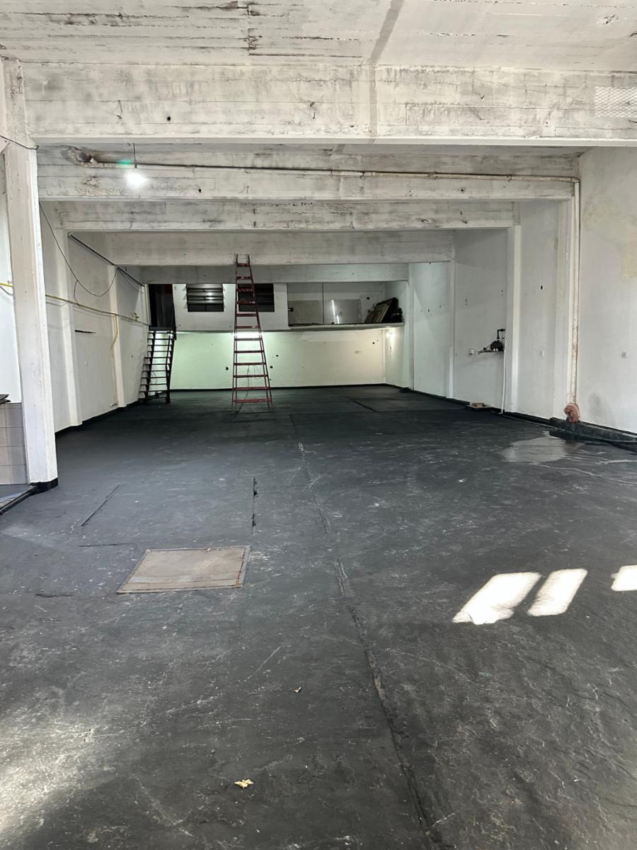 ALQUILER - GALPON 235 m2 - SAN JUSTO - 8