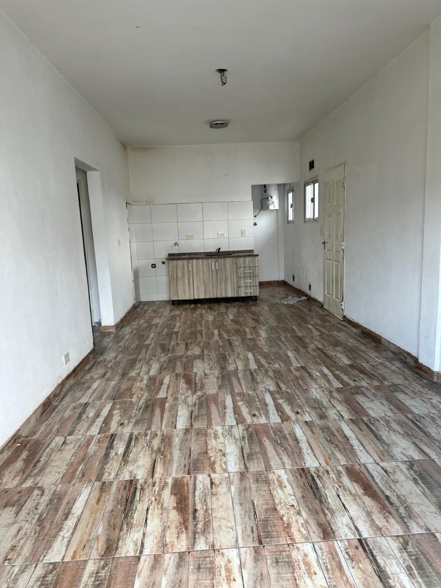 ALQUILER - VILLA MADERO - DEPARTAMENTO 3 AMBIENTES CON PATIO - 2do. PISOPOR ESCALERA- SIN EXPENSAS - 4