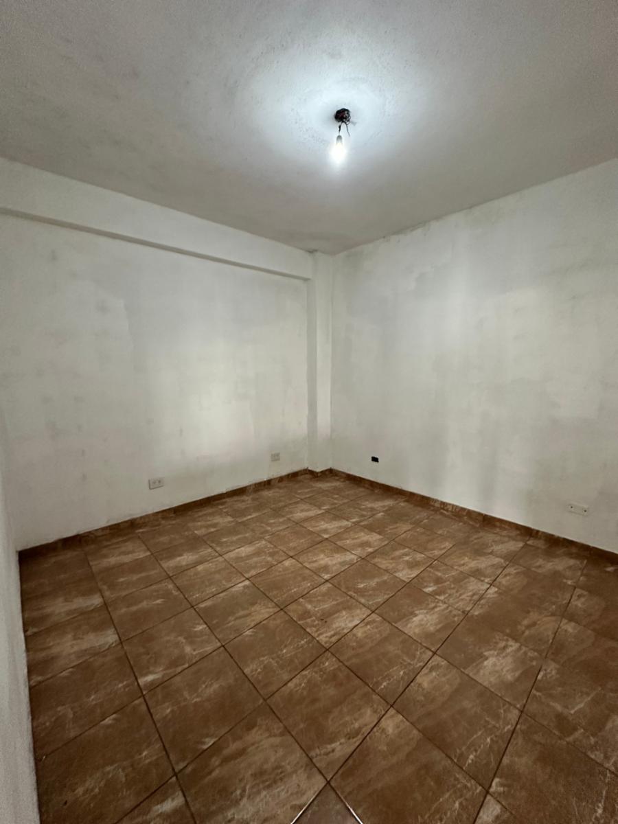 ALQUILER - VILLA MADERO - DEPARTAMENTO 3 AMBIENTES CON PATIO - 2do. PISOPOR ESCALERA- SIN EXPENSAS - 5
