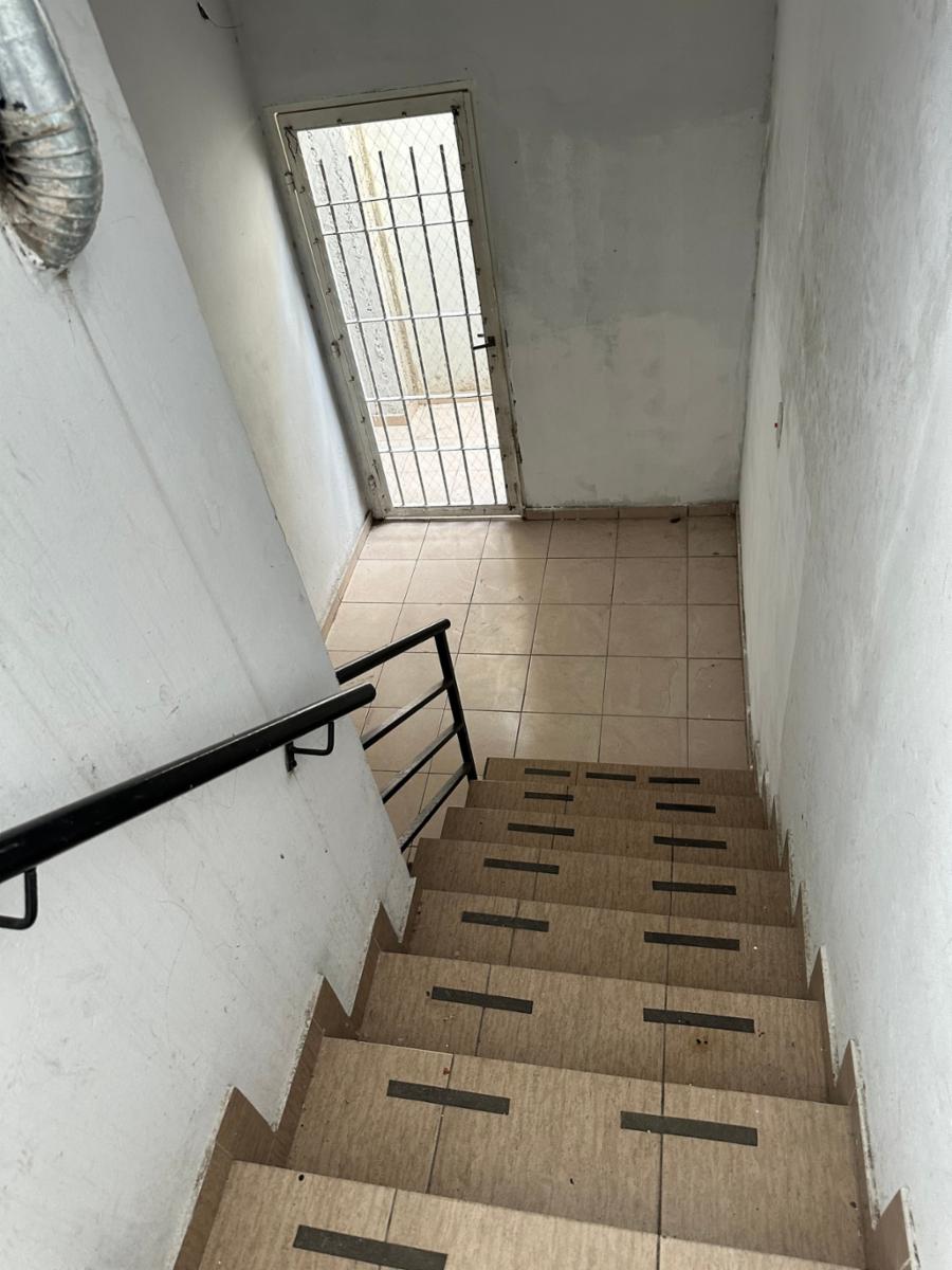 ALQUILER - VILLA MADERO - DEPARTAMENTO 3 AMBIENTES CON PATIO - 2do. PISOPOR ESCALERA- SIN EXPENSAS - 17