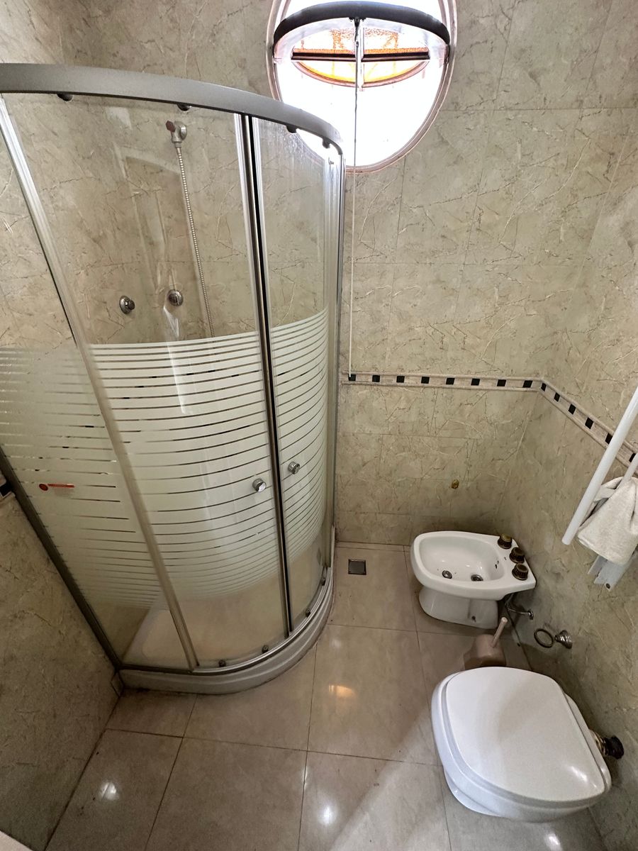 VENTA - VILLA MADERO - LINDA CASA MULTIFAMILIAR - IDEAL 2 FAMILIAS -LISTA PARA MUDARTE — foto 9